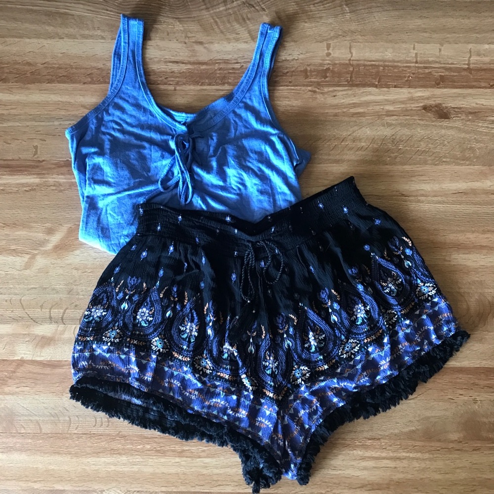 Flowy multicolored soft shorts